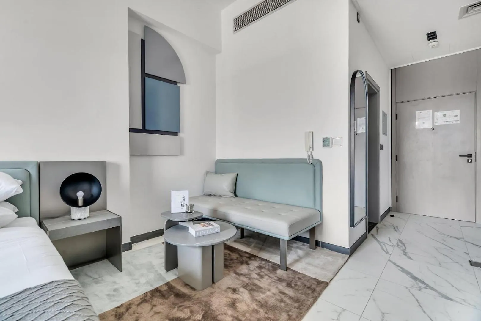 Guestready - Modern Studio With Balcony In Dubai Apartment